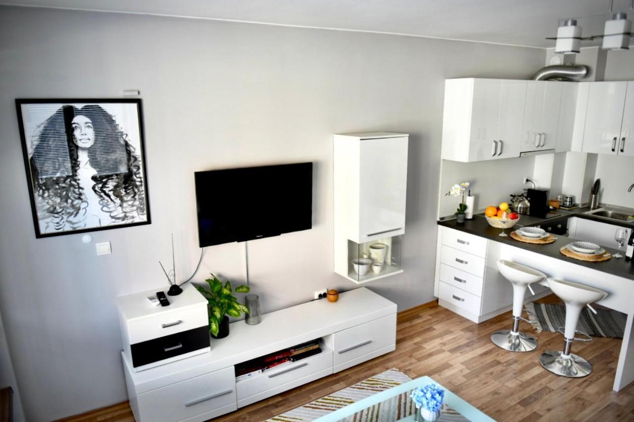 Морски Бриз Warna Exterior foto